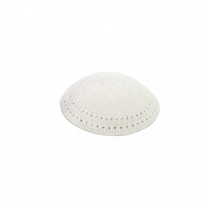 16 Centimetre White Knitted Kippah with Holes and Thick Yarn Kippot